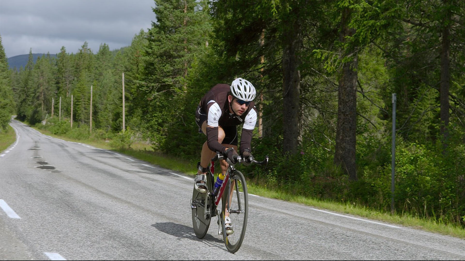 开云在线直播-【“快节奏”带来的体能挑战】运动员如何调整比赛策略？，如何提高运动员的比赛成绩